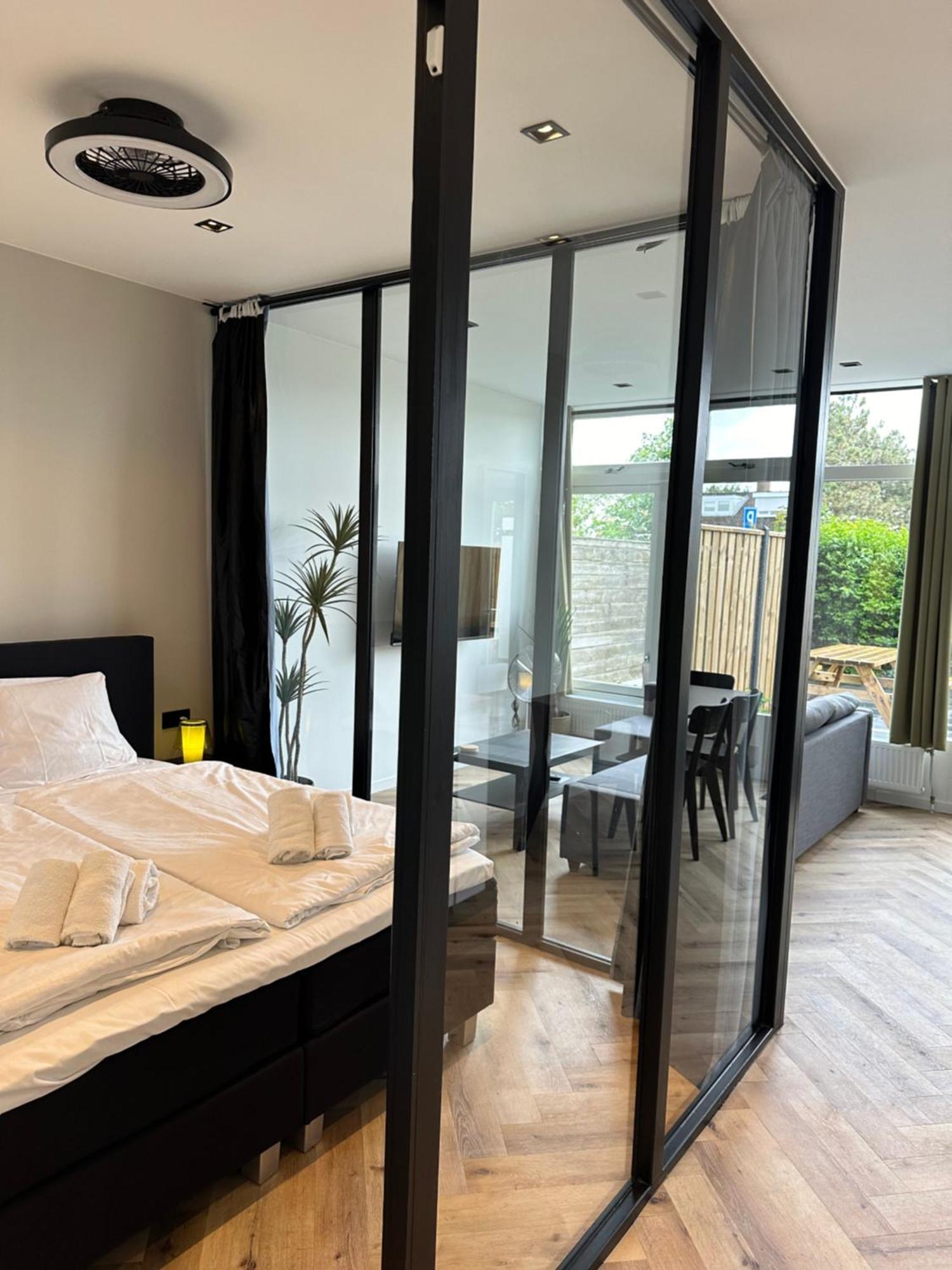 Eight Apartment Zandvoort Bagian luar foto